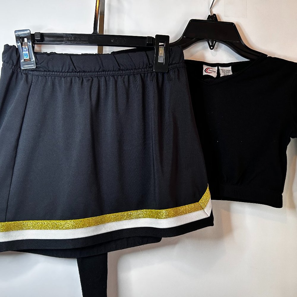 Cheerleader . Size Girls L and Adult S